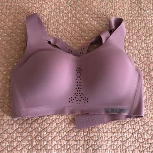 Victoria Sport Angel max sports bra